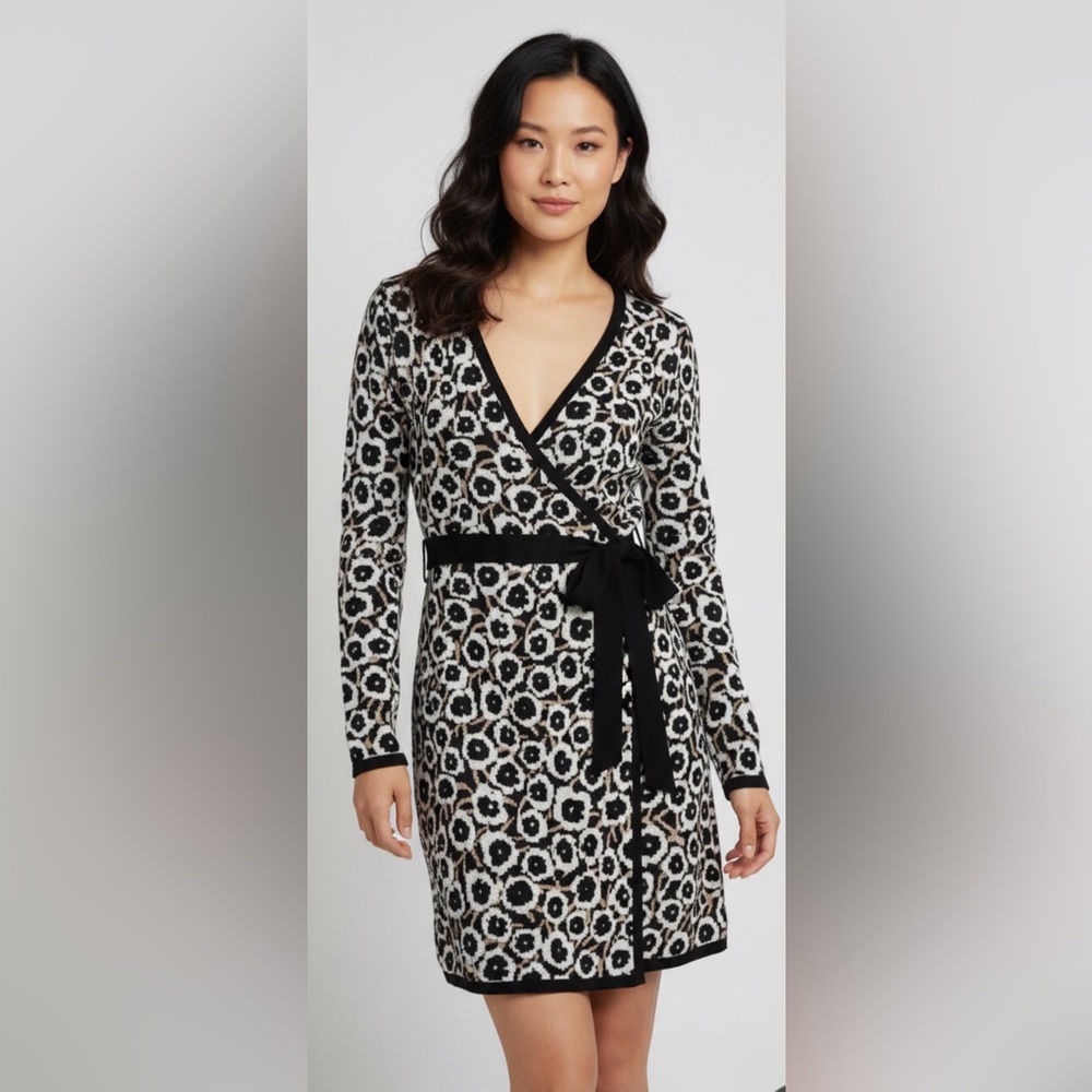 Diane Von Furstenberg‎ Dress Womens Size XXS Black Animal Print Classic Knit